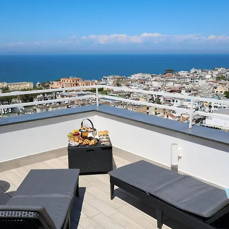 Villa Victory's Luxury House With Jacuzzi On The Roof